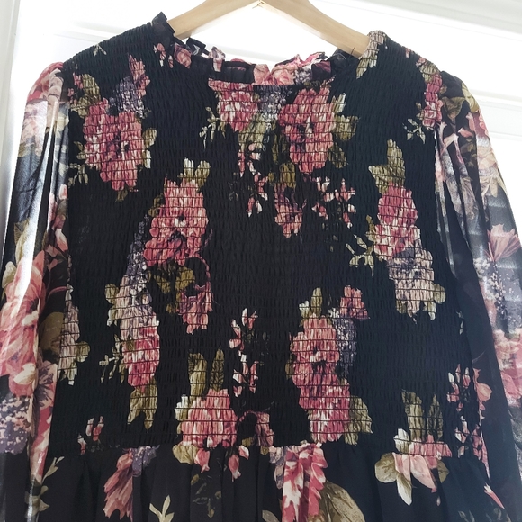 Floral dress - Picture 5 of 13